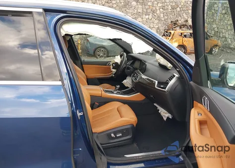 2022 BMW X5 xDrive40I z USA, uszkodzony, nr VIN 5UXCR6C08N9M97964